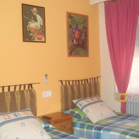 Pension Restaurante La Liebre Саламанка Екстериор снимка